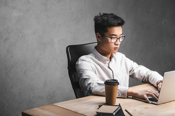 Votre succès en ligne avec agence Orixa Media